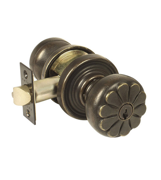 Keyed Petal Knob with #12 Rosette