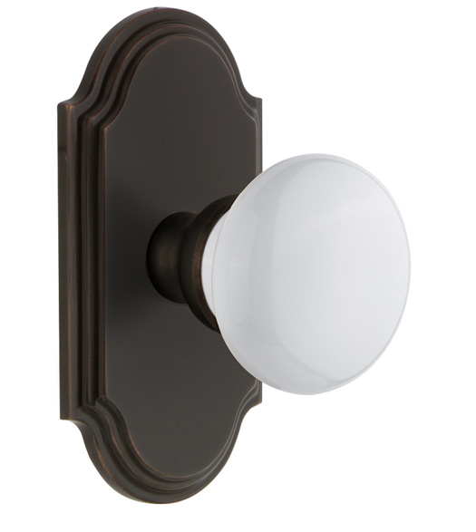 Arc Short Plate with Hyde Park Knob
