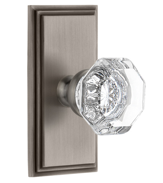 Carre Short Plate with Chambord Crystal Knob