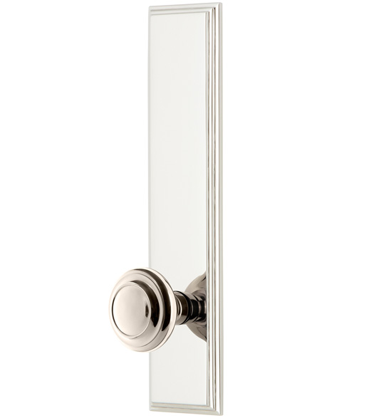 Carre Tall Plate with Circulaire Knob