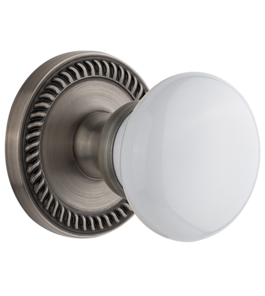 Newport Rosette with Hyde Park Knob