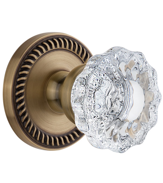 Newport Rose With Versailles Knob