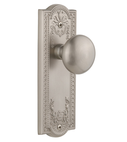 Parthenon Plate with Fifth Avenue Knob