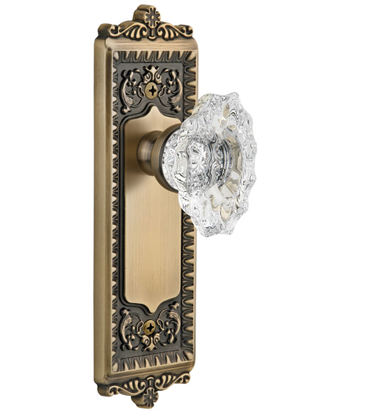 Biarritz Knobset with Windsor Rose