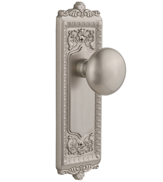 Fifth Avenue Ball Knob With Windsor Plate