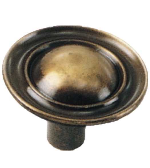 1-1/4 Classic Traditions Knob