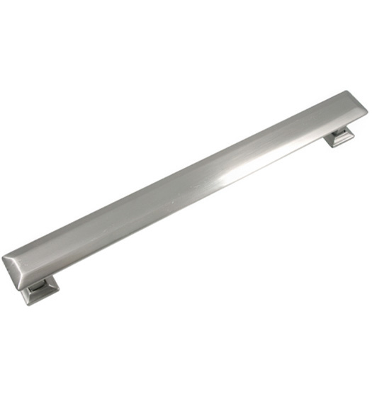 Poise 8 Inch Pull