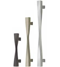 Infinity Cabinet Pull, Omnia 9009