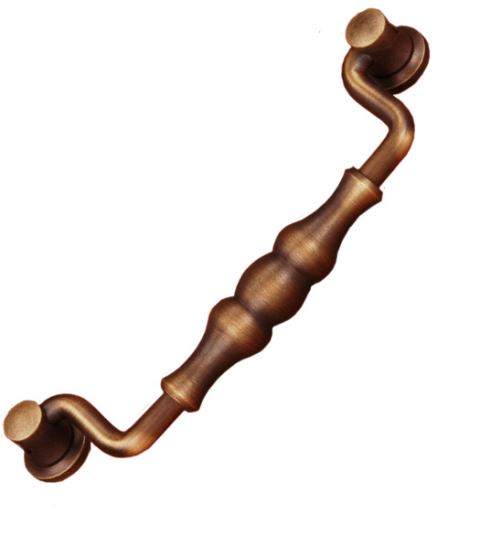 Traditional Cabinet Door Pull